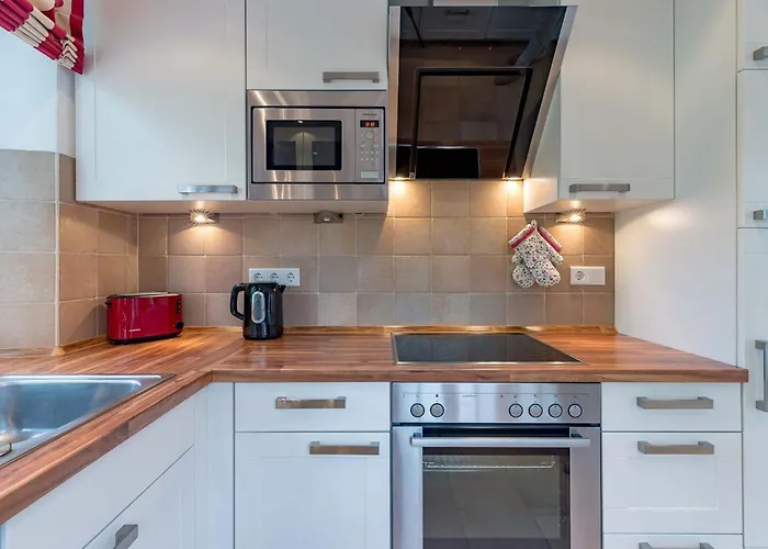 Tatil Evi Seute Deern